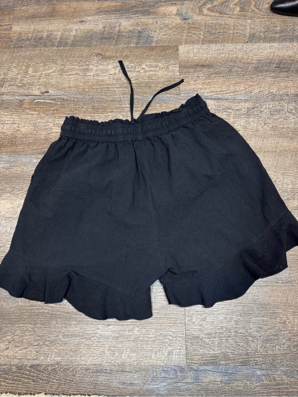 Black Linen Blend Ruffle Hem Drawstring Shorts SZ M - Picture 14 of 15